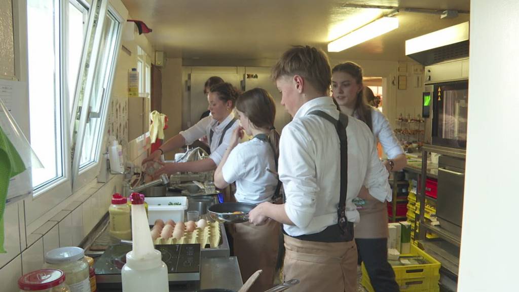 Samstags-Brunch mal anders: Lernende übernehmen «Cafe Gschwend» in Mörschwil