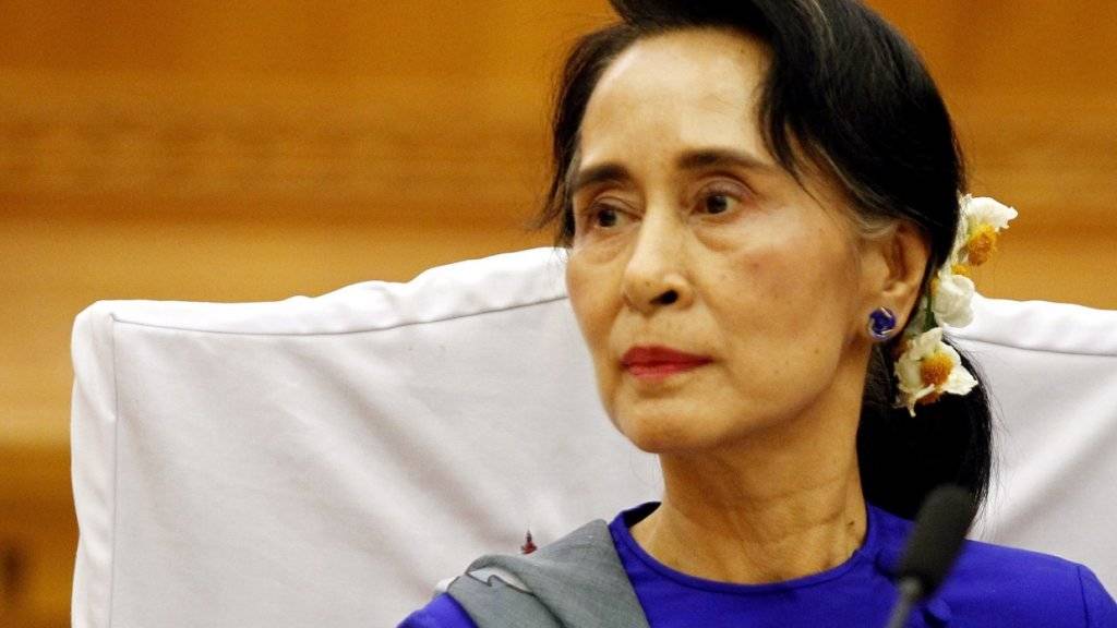 Parteichefin Aung San Suu Kyi kann nicht selbst als Präsidentin Myanmars kandidieren, sie bestimmte nun aber zwei Kandidaten. Das Militär bestimmt den dritten. (Archivbild)