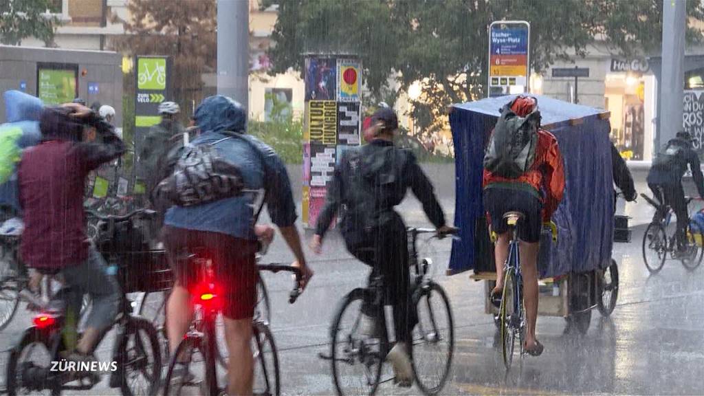 «Critical Mass»: Ferien und Regen verhindern Demo-Grosserfolg