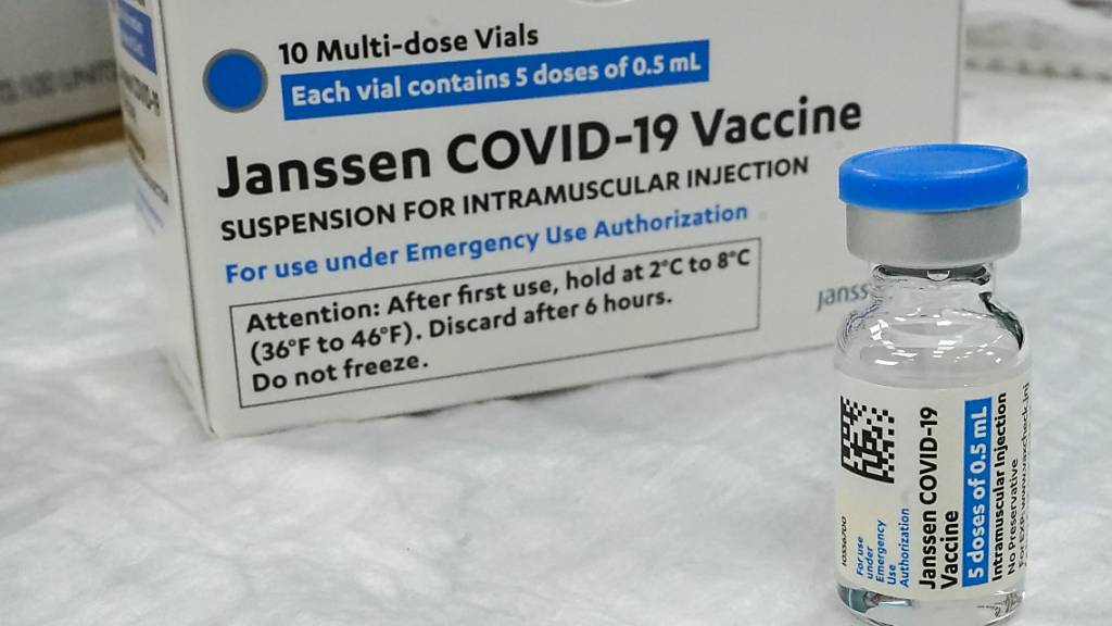 Nach AstraZeneca gerät jetzt auch der Impfstoff von Johnson & Johnson wegen Nebenwirkungen in die Schlagzeilen.