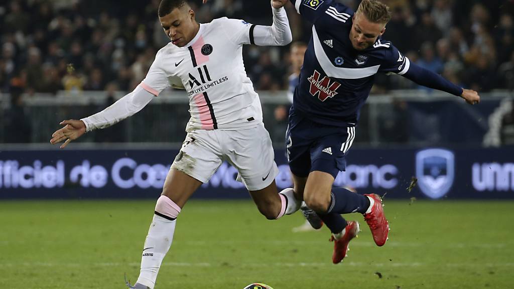 Kylian Mbappé bringt Bordeaux' Stian Gregersen in Schwierigkeiten