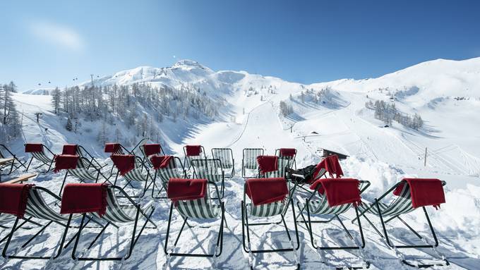 Neue Quarantäneliste sorgt für Stornierungen in Schweizer Skigebieten