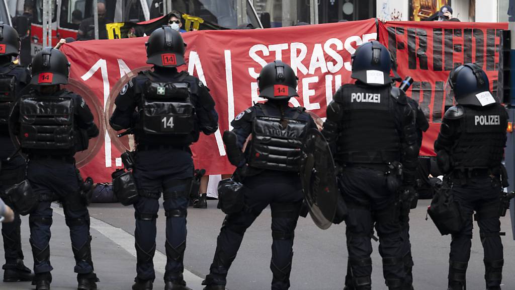 Insgesamt neun Festnahmen bei «Nachdemo» in Zürich