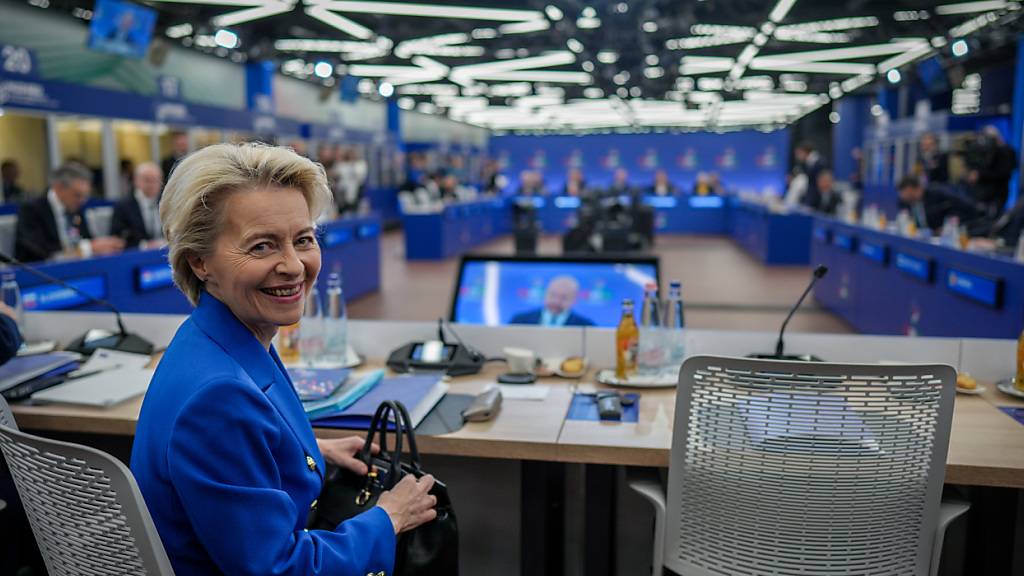 ARCHIV - Ursula von der Leyen, Präsidentin der Europäischen Kommission Foto: Kay Nietfeld/dpa