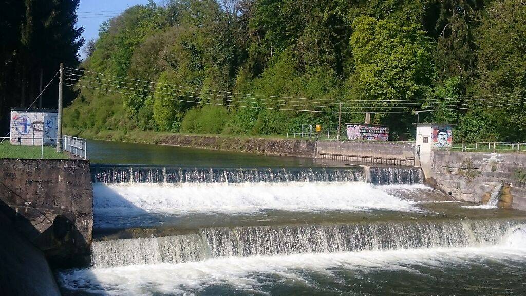 Das bestehende Wehr in Emmen LU wird ersetzt, weil es unter anderem die Anforderungen für den Hochwasserschutz nicht mehr erfüllt.