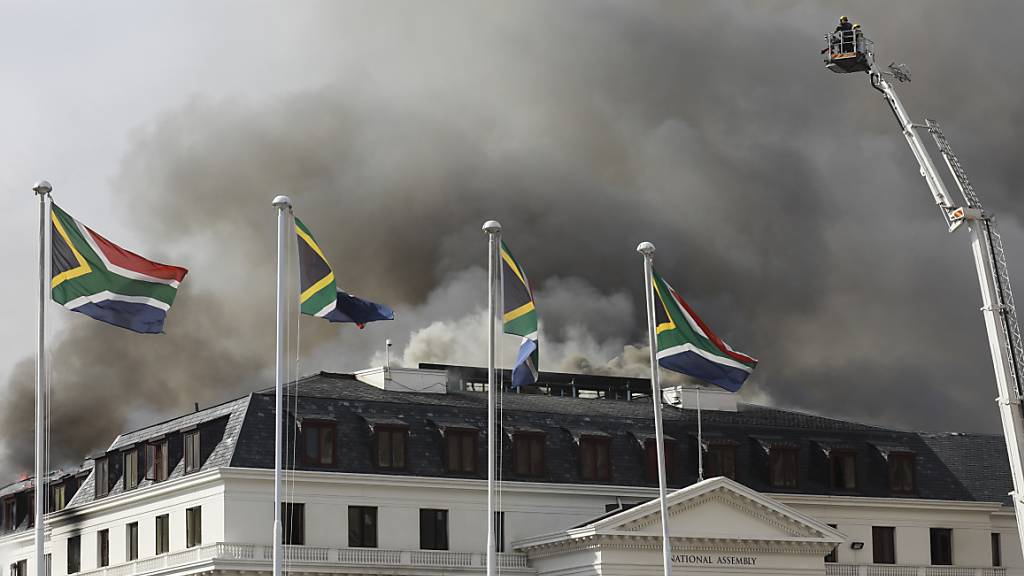 Nach Brand in Kapstadt: Verdächtigem wird Terrorismus vorgeworfen
