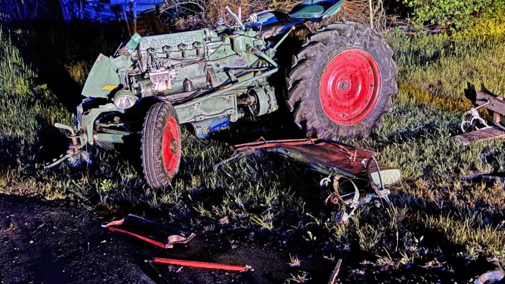 Beim Unfall entstand ein Sachschaden von mehreren zehntausend Franken.