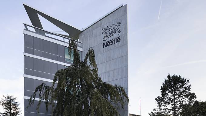 Nestlé überrascht mit Wachstum und erhöht Preise