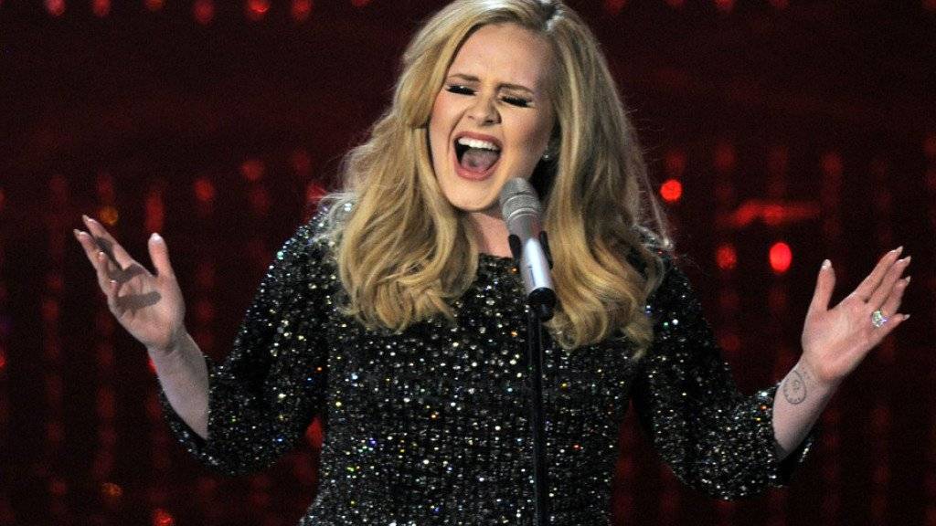 «Hello» hätte der einzige Vorabgruss sein sollen: Doch nun waren kurzzeitig auch weitere Songs des am Freitag erscheinenden Adele-Albums «25» im Netz zu hören (Archiv).