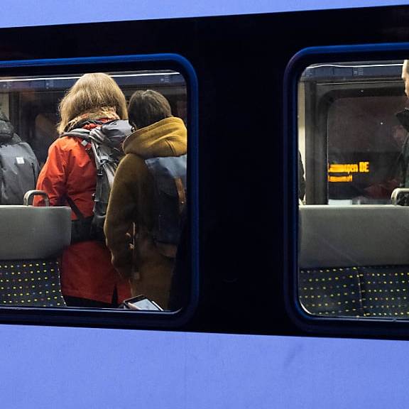 Polizeieinsatz führte im Raum Bern zu Unterbruch des Zugverkehrs