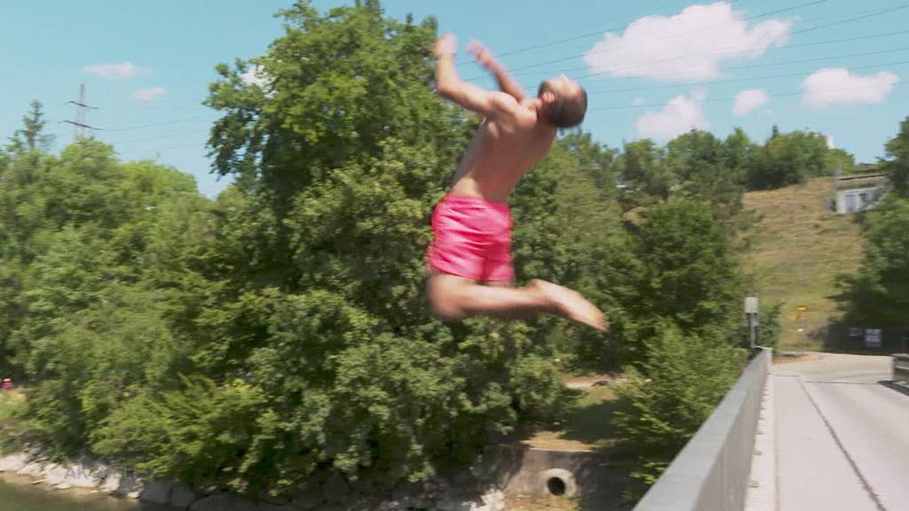 Ertrunken: Trotz grosser Gefahr springen die Badefans in die Flüsse