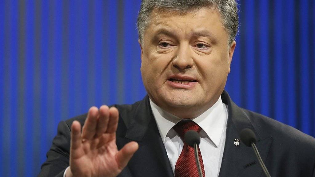 Poroschenko sieht derzeit keinen Nutzen in Neuwahlen: Ein «besseres Parlament» würde es seiner Ansicht nach nicht geben.
