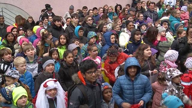 „Usrüere“ als Abschluss der Bremgartner Fasnacht