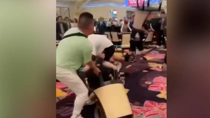 Massenschlägerei im Casino eskaliert komplett