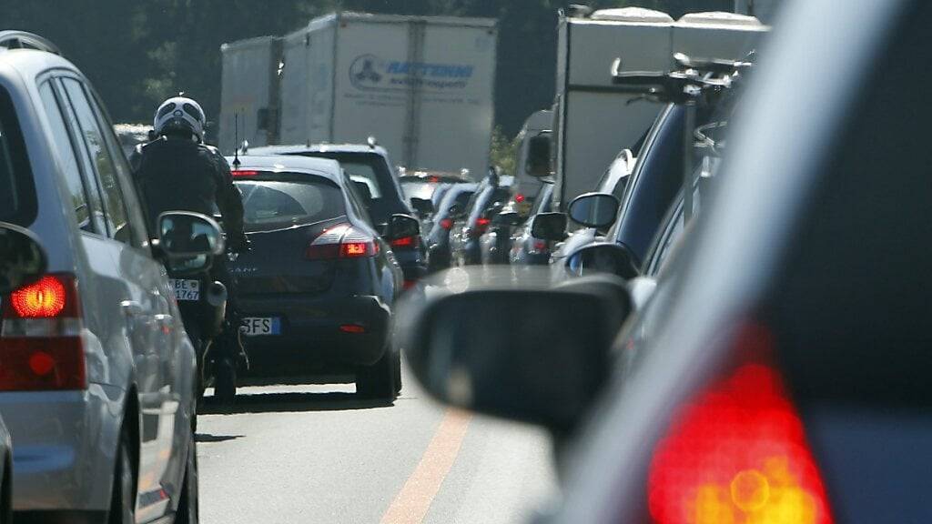 Luzern lehnt verkehrsbezogene Initiativen von links und rechts ab