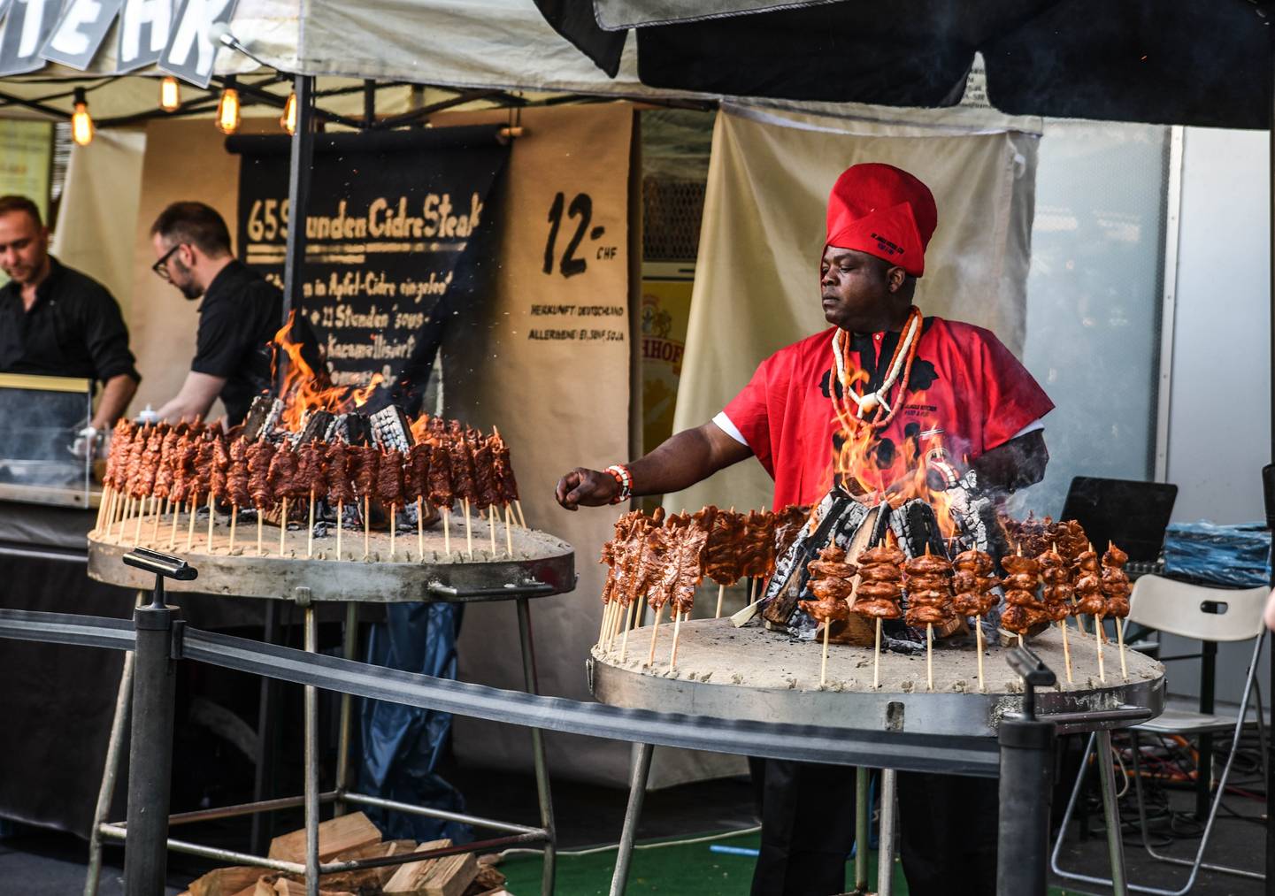 Speisen aus aller Welt erwarten anspruchsvolle Gaumen. (Bild: streetfood-festivals.ch)
