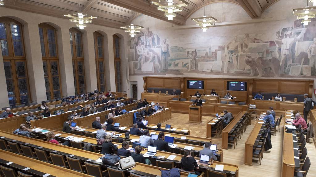 Tiefrotes Budget im Berner Stadtrat trotz Kritik auf Kurs