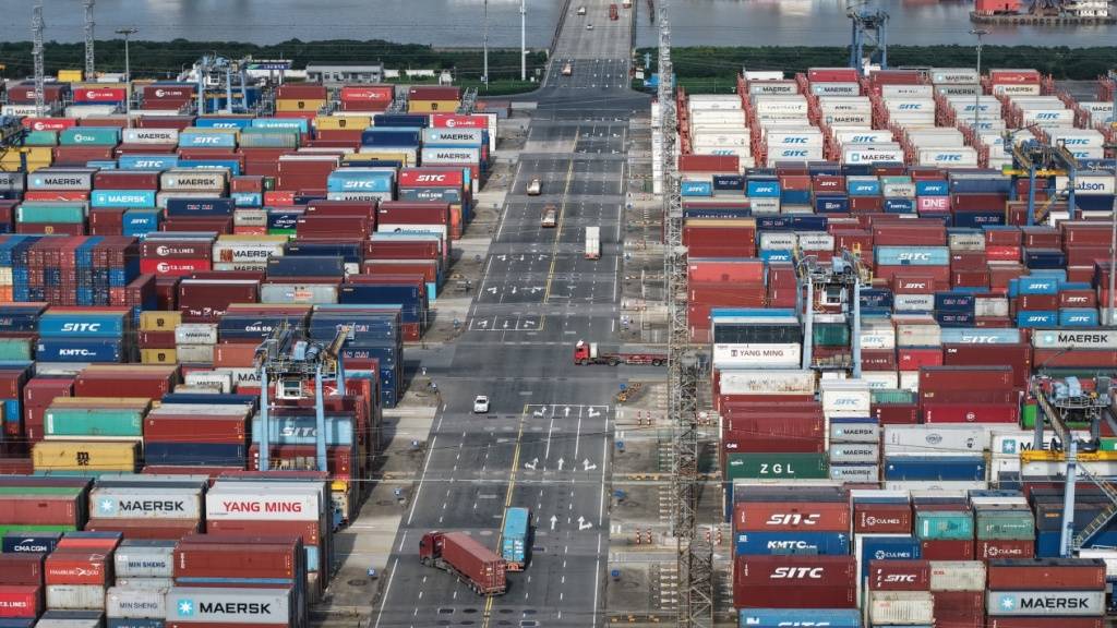 2025 beendete China das Aussenhandelsjahr mit einem Rekordüberschuss. Der Trend scheint sich zum Jahresbeginn fortzusetzen. (Archivbild)