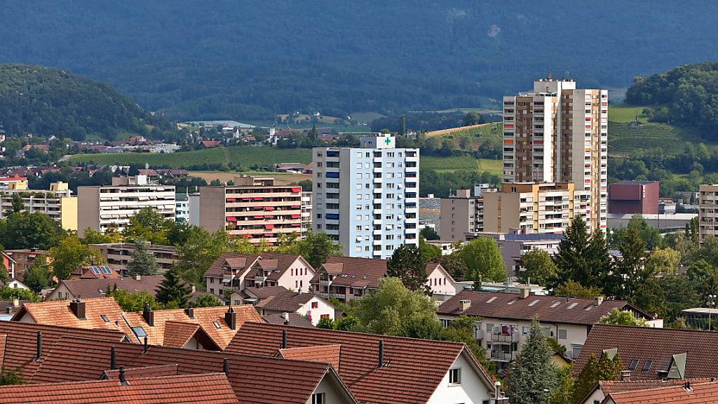 Wohnen soll im Kanton Aargau eine Privatsache bleiben. Der Regierungsrat will nicht in den Immobilienmarkt eingreifen. (Symbolbild)
