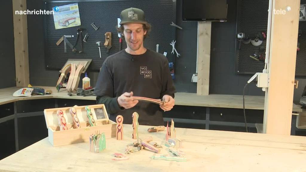 Schwyzer macht Holzdildos aus alten Skateboards