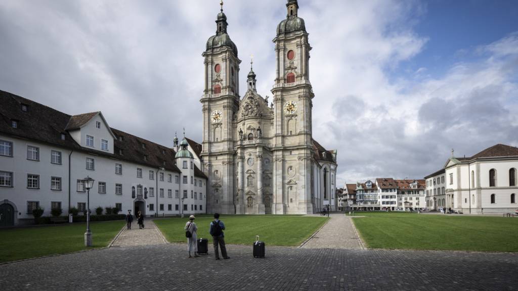 Nach der Veröffentlichung des Berichts über sexuellen Missbrauch in der katholischen Kirche gingen bei der St. Galler Staatsanwaltschaft mehrere Anzeigen ein. (Archivbild)