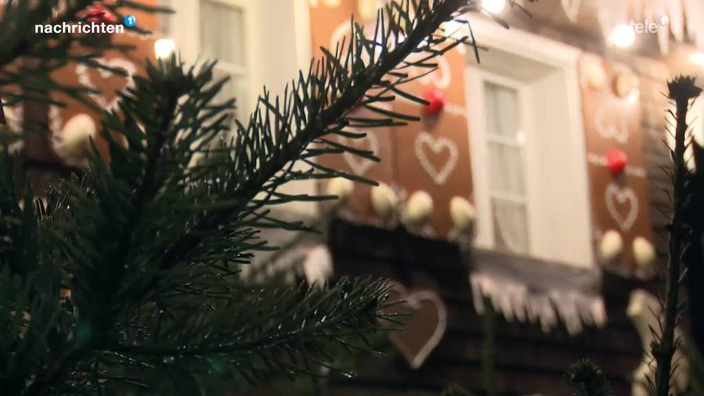 Emmer Lebkuchenhaus erstrahlt weihnachtlich