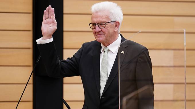 Baden-Württembergs Ministerpräsident Kretschmann wiedergewählt