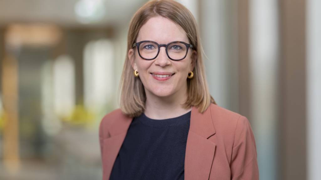 Die Winterthurer Stadtparlamentarierin Nora Ernst tritt für die GLP 2027 zu den Zürcher Regierungsratswahlen an.