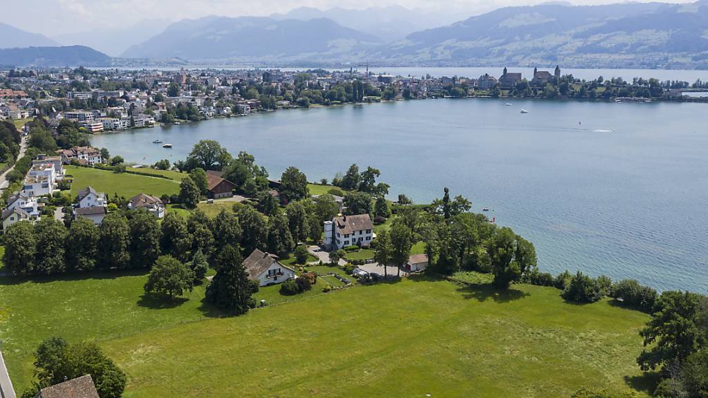 Blick auf das Baugrundstück von Tennisspieler Roger Federer am Zürichsee in Rapperswil-Jona, aufgenommen am 19. Juli 2019 (Archivbild).