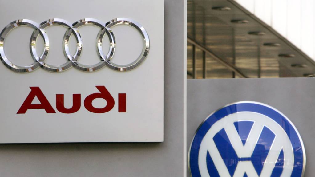 Der Volkswagen-Konzern greift bei seiner Tochtergesellschaft Audi durch und wechselt zahlreiche Kadermitarbeiter aus. (Archivbild)