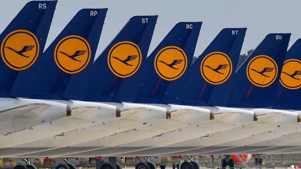 Die eigenen Lounges der Lufthansa an den Flughäfen Bremen, Dresden, Köln/Bonn, Leipzig, Nürnberg und Delhi fallen den Sparmassnahmen des krisengeschüttelten Konzerns zum Opfer. (Symbolbild)