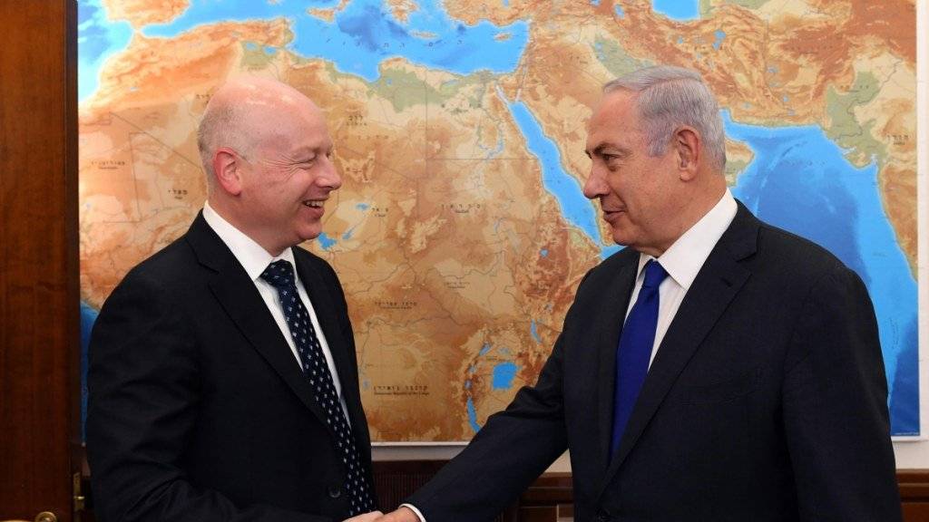 US-Nahost-Berater Jason Greenblatt (links) und Israels Premierminister Benjamin Netanjahu. (Archivbild)