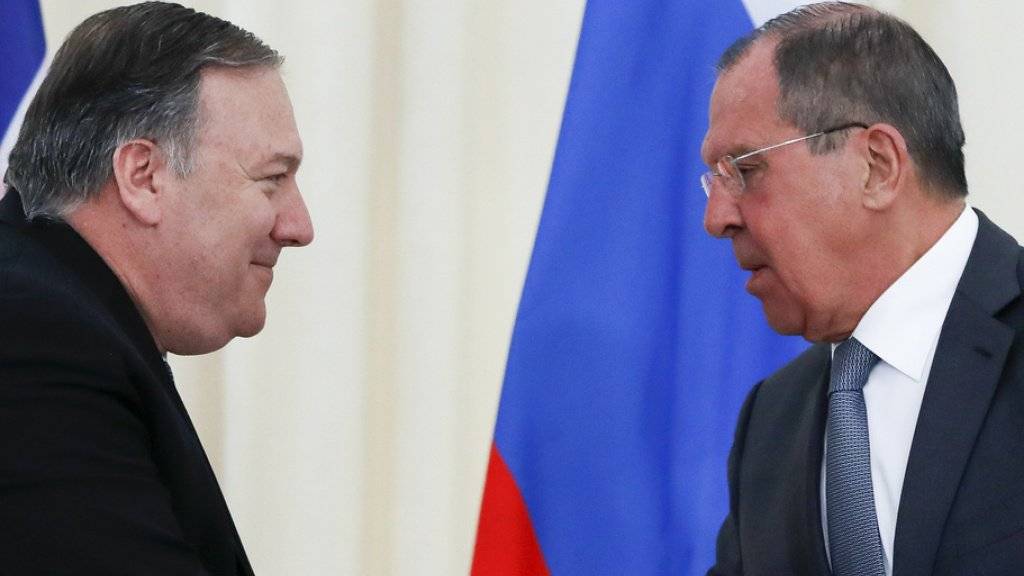 US-Aussenminister Mike Pompeo (l) und sein russischer Amtskollege Sergej Lawrow tauschten sich am Dienstag in Sotschi mehrere Stunden über zahlreiche internationale Konflikte aus.