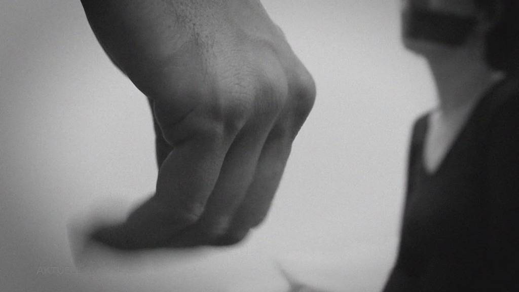 Vorwurf der versuchten Tötung: Ein Solothurner hat seine Partnerin angegriffen – er ging davon aus, dass sie als Prostituierte arbeitet