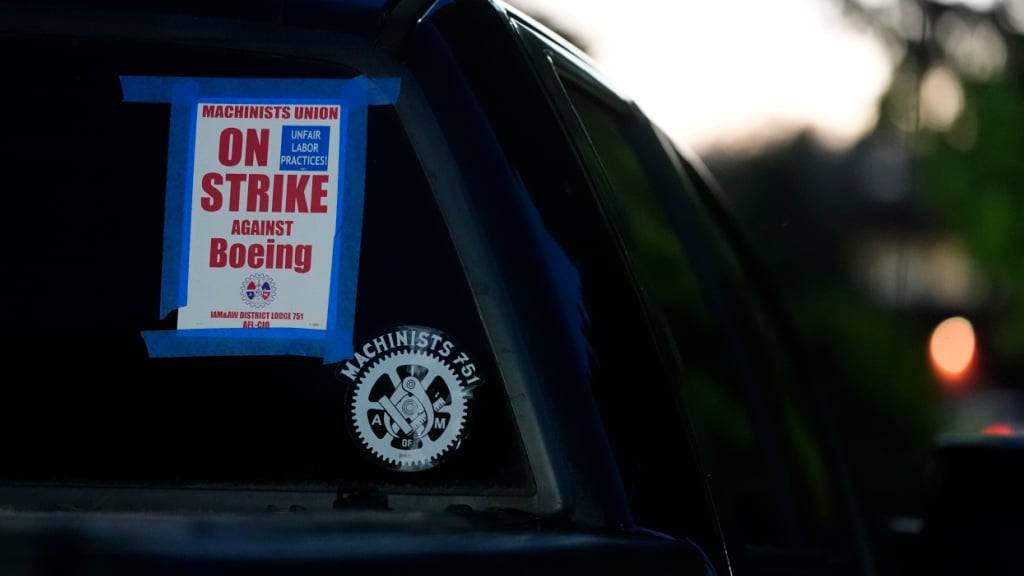 Seit August waren Boeing-Mitarbeitende, die Kampfflugzeuge bauen, im Streik. Jetzt gibt es eine provisorische Einigung. (Archivbild)