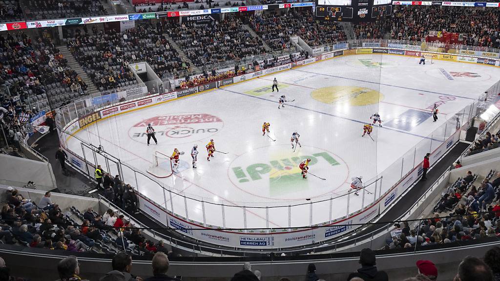 Die Fans in der Bieler Arena bekommen einen neuen Spieler zu sehen