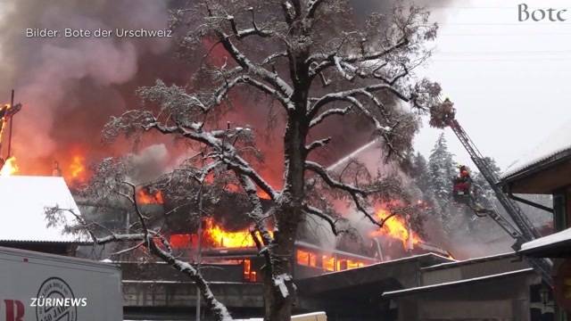 Flammen lodern immer noch in Schilliger-Sägerei