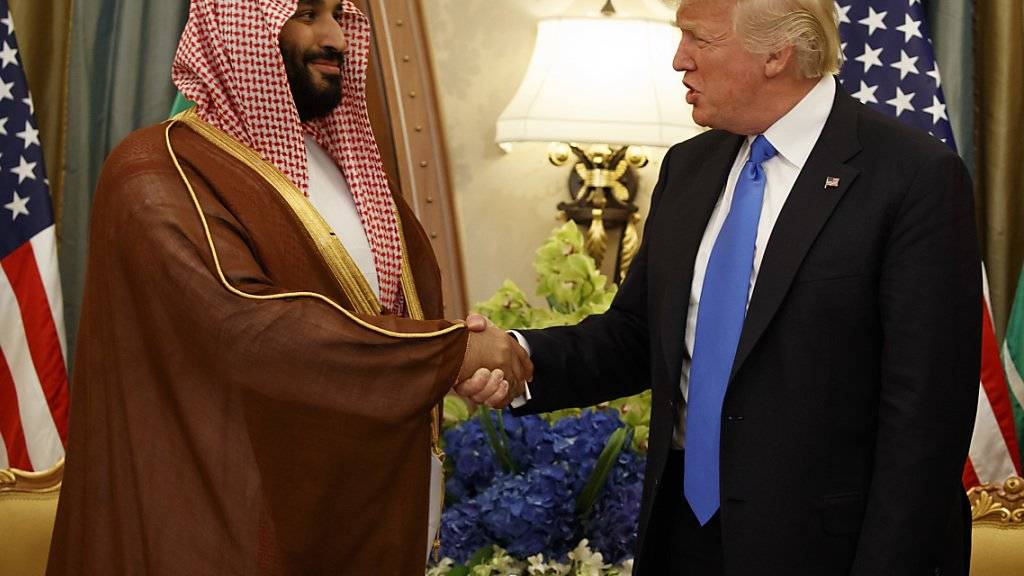 Riad hat verärgert auf zwei Resolutionen des US-Senats reagiert, mit denen das gute Verhältnis von US-Präsident Donald Trump zum saudischen Kronprinzen Mohammed bin Salman beschädigt werden soll. (Archivbild)