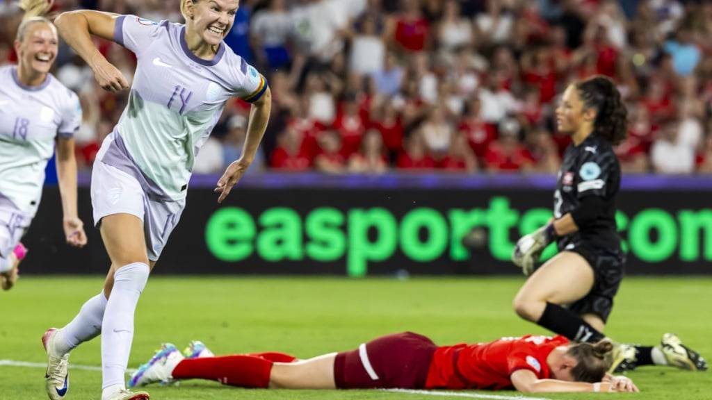 Die Schweizerinnen mit Goalie Livia Peng und Julia Stierli erlebten gegen die Norwegerinnen um Ada Hegerberg ein bitteres EM-Eröffnungsspiel