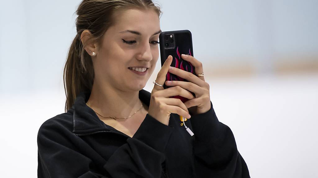 Kamera an für Eiskunstläuferin Alexia Paganini: Ab heute steht die 19-Jährige an den Weltmeisterschaften in Stockholm im Einsatz