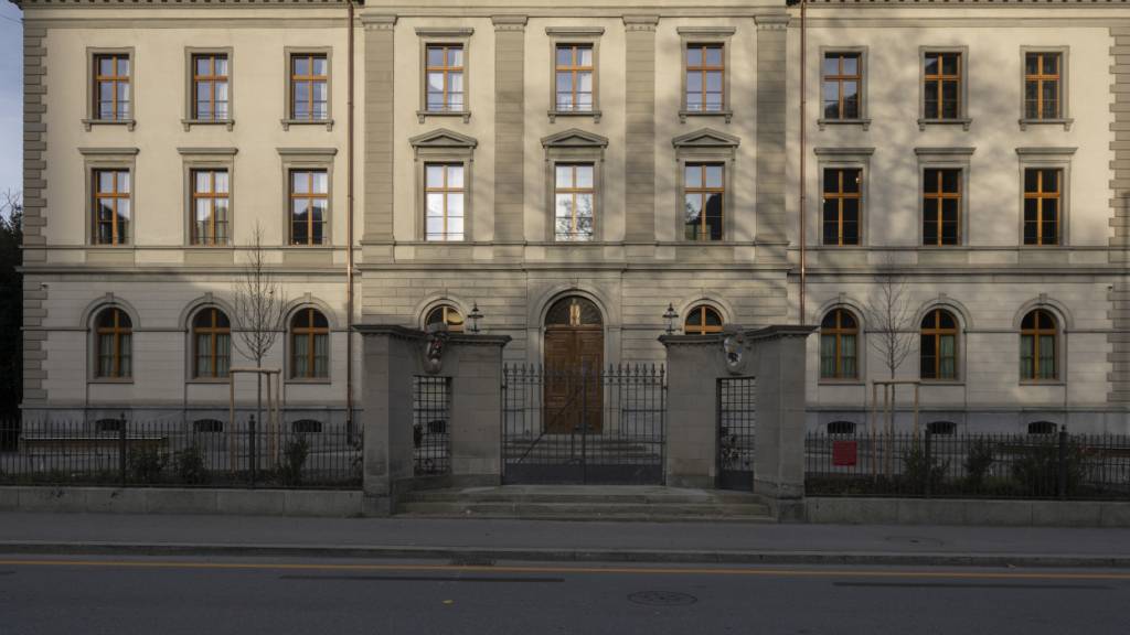 Die Bündner Gerichte - wie hier das Obergericht in Chur - sind womöglich bald digital erreichbar. (Archiv)