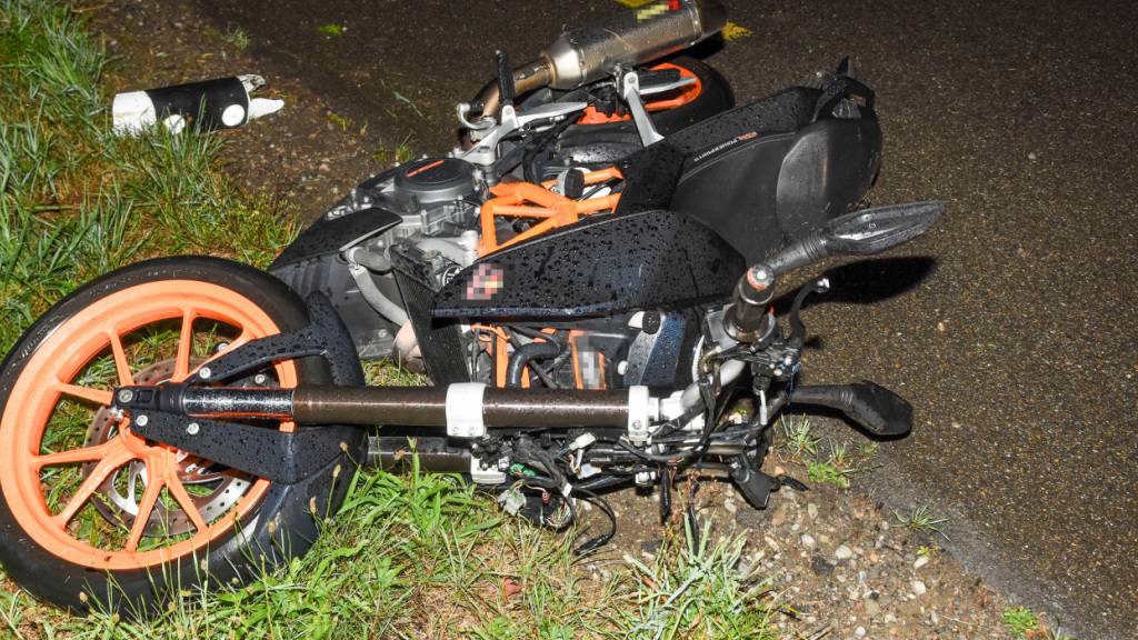 Zwei Männer sterben bei Motorradunfall in Pfyn TG