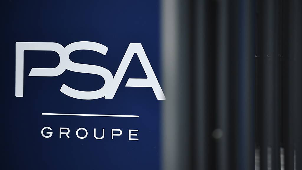 Der Absatz des  französischen Autokonzerns PSA ist um zehn Prozent eingebrochen. (Archiv)