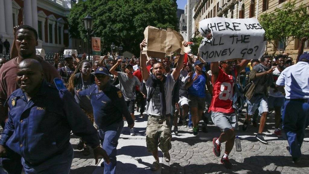 Protestierende Studenten am Mittwoch in Kapstadt.