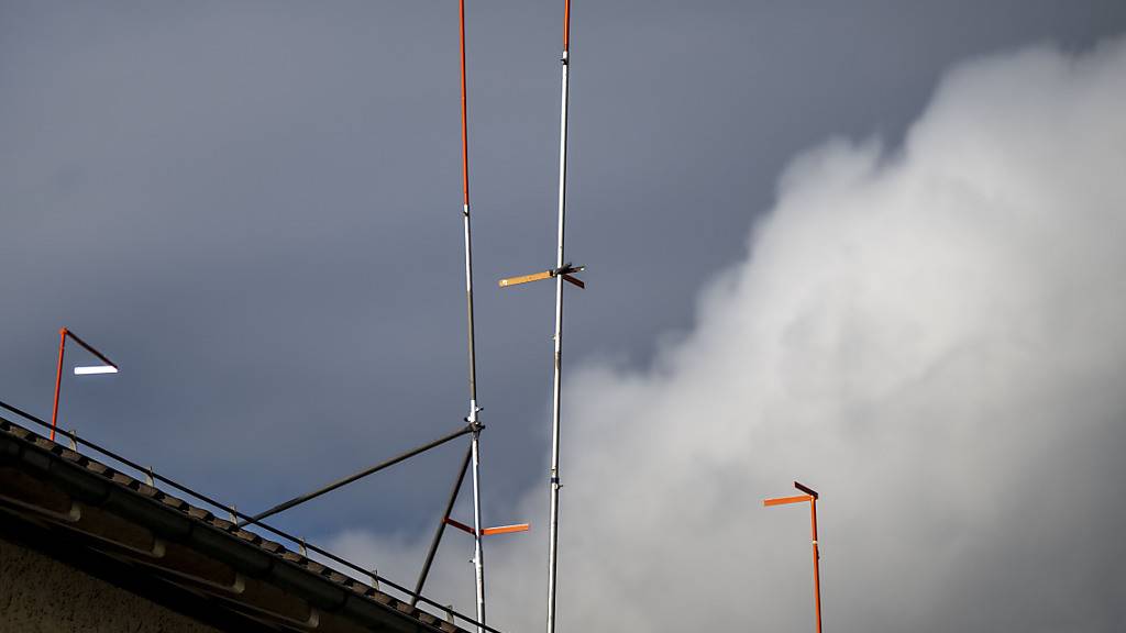 Der Nationalrat will das Verbandsbeschwerderecht für kleinere Wohnbau-Projekte in Bauzonen einschränken. (Themenbild)