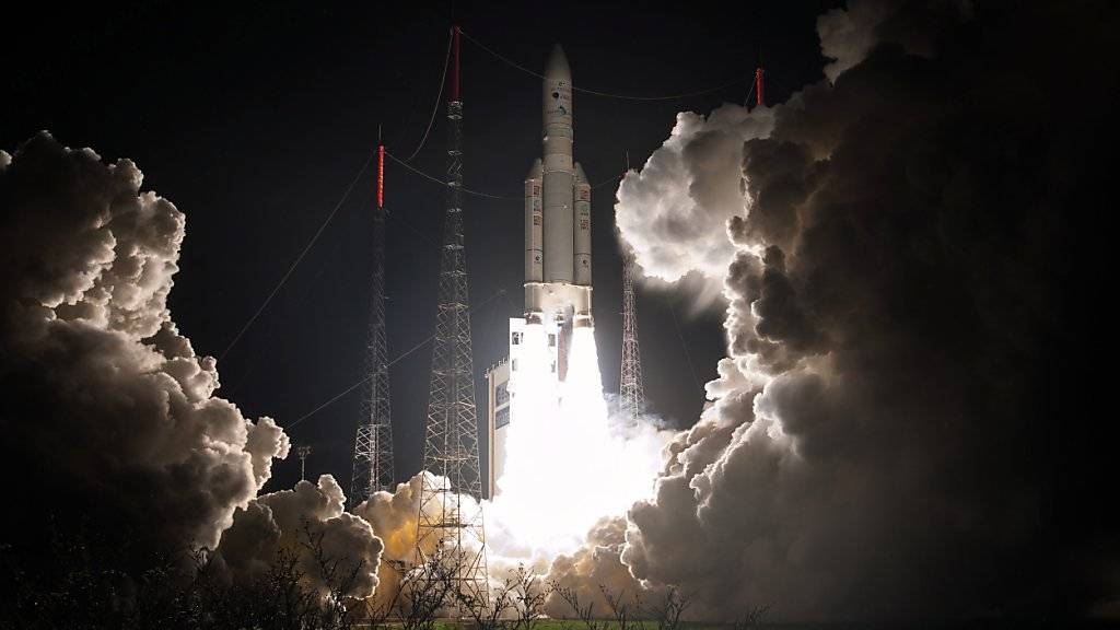 Die «Ariane 5»-Rakete hob vom europäischen Weltraumbahnhof Kourou in Französisch-Guyana ab. (Archivbild)