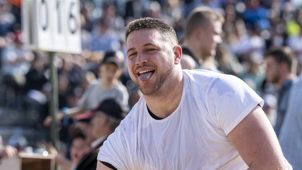 Der Zuger Marcel Bieri gewinnt das Nordwestschweizer-Kranzschwingfest. (Symbolbild)