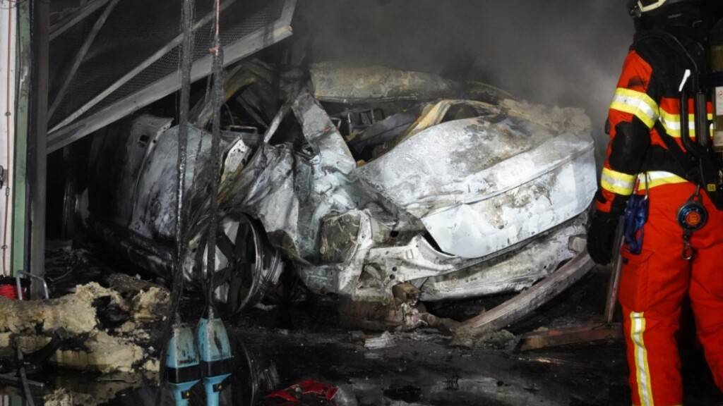 Seelisbergtunnel der A2 nach tödlichem Unfall unterbrochen
