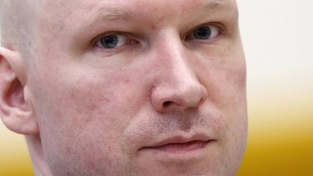 Auch ein verurteilter Mörder hat Menschenrechte: Der norwegische Extremist Anders Behring Breivik hat mit seiner Klage gegen seine Haftbedingungen Recht bekommen. (Archivbild)