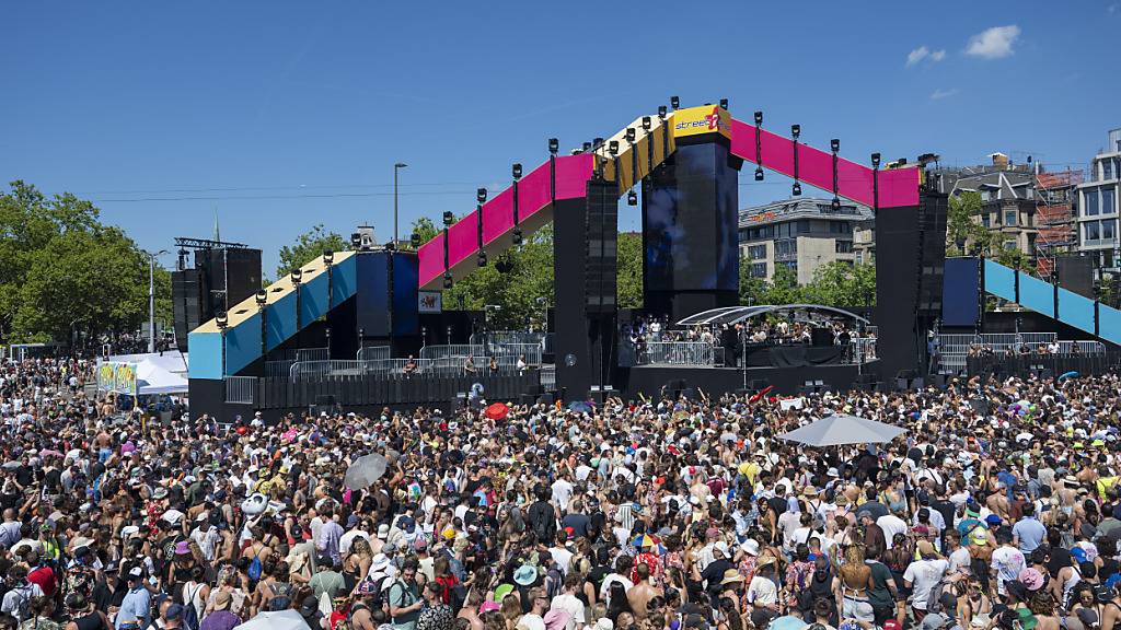 920'000 Personen tanzen an der Zürcher Street Parade